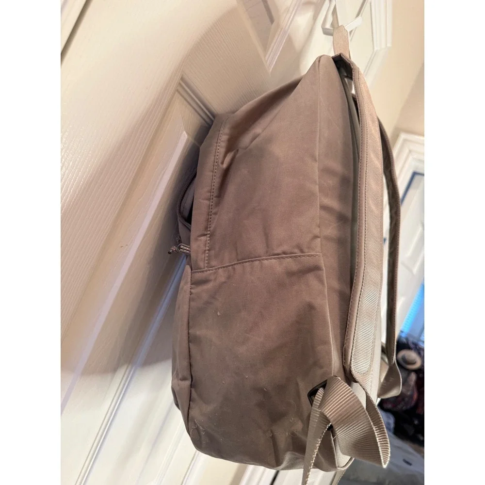 Fjällräven Vardag‎ 25L Backpack Taupe Gray G-1000 Laptop School Travel